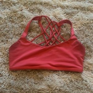 Lululemon free to be bra!